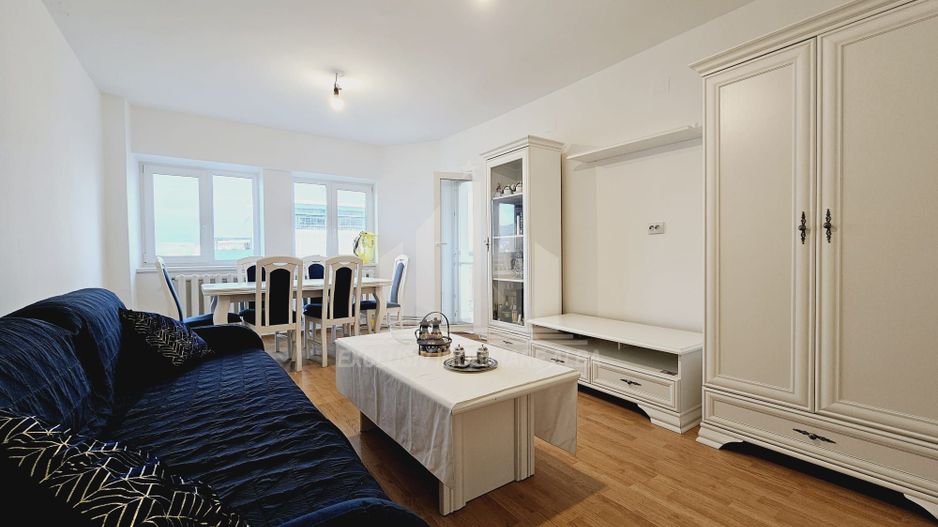 Apartament 3 camere |Scara interioara | 76mp | Renovat complet |Centru - Poză 1