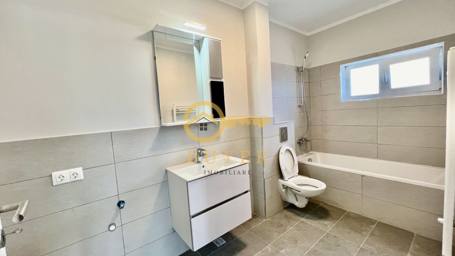 Apartament 3 camere, terasa 10.7 mp-A.C , jaluzele electrice - Poză 4