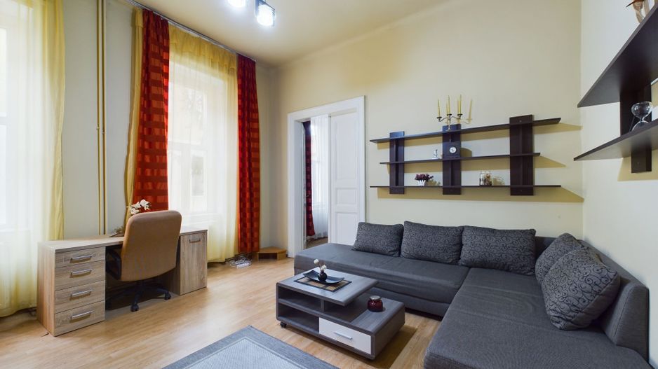 Apartament 2 camere în cladire istorică pe B-dul. Dragalina - Iosefin - Poză 1