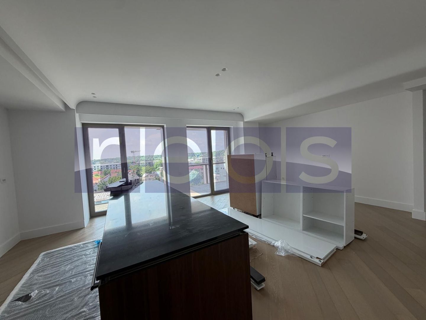 VANZARE APARTAMENT 105MP | CORTINA | 3CAMERE | NEMOBILAT | TERASA 26MP - Poză 3