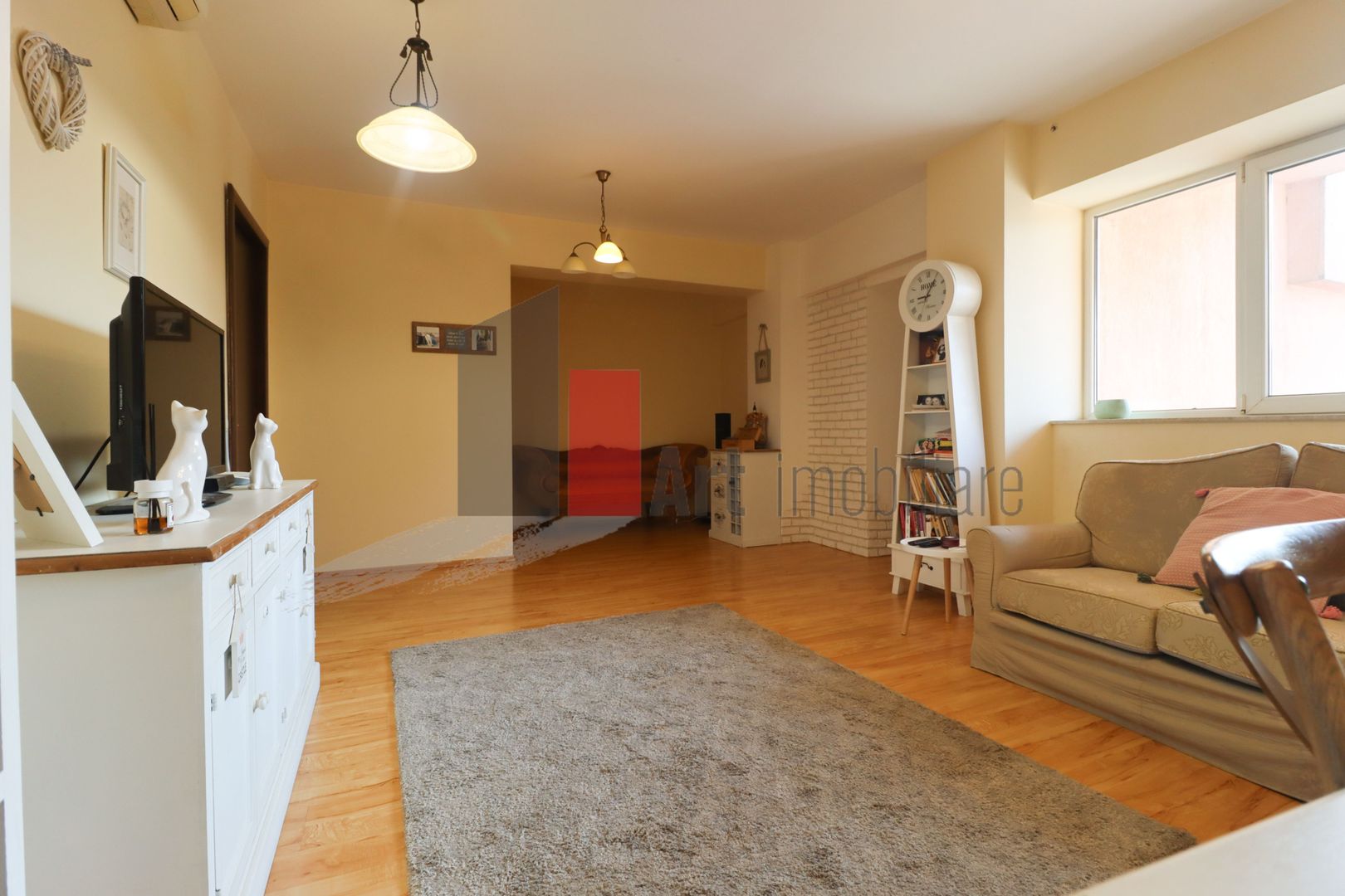Apartamentul "BUTIKO", Calea Calarasilor-adiacent, bloc nou, GARAJ SUBTERAN - Poză 5