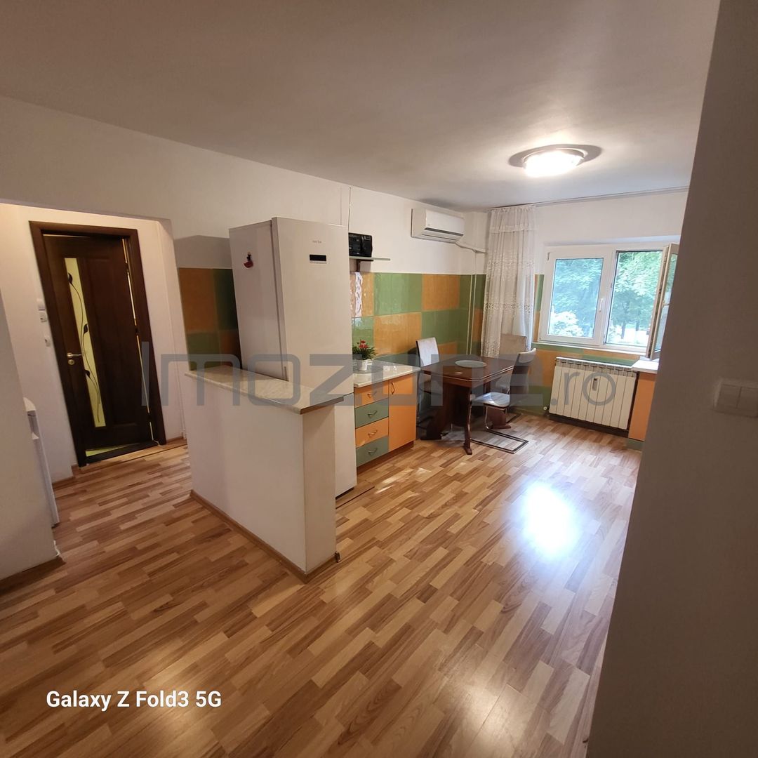 De inchiriat, 2 camere, bucatarie inchisa, mobilat- utilat, Metrou Favorit - Poză 6