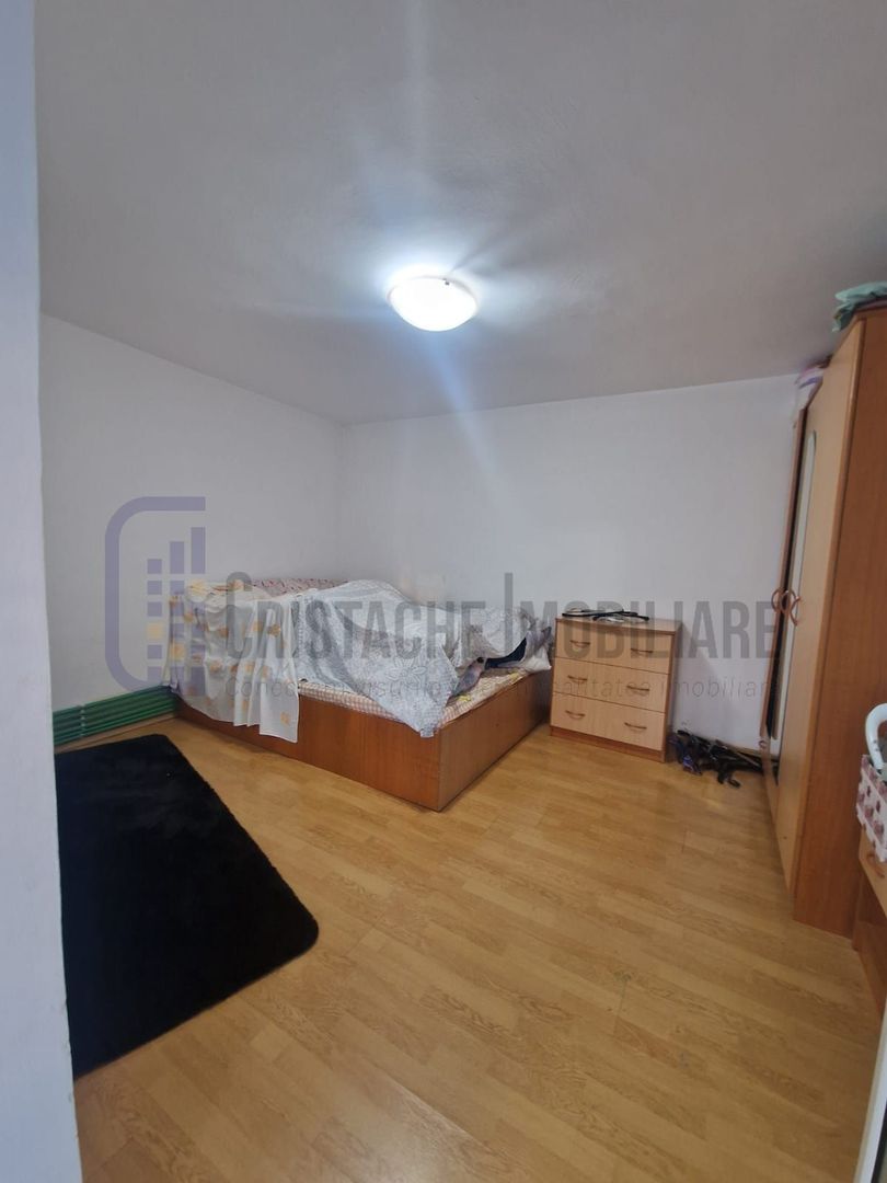 Casa individuala + curte | 5 camere | metrou 10 min. - Poză 2