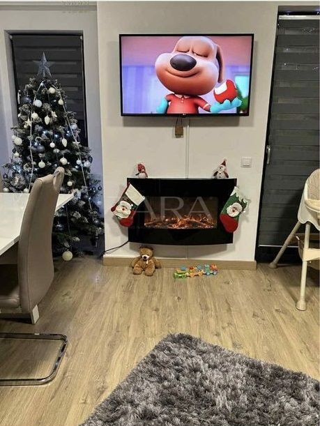 Vanzare apartament cu 3 camere Apahida. - Poză 1