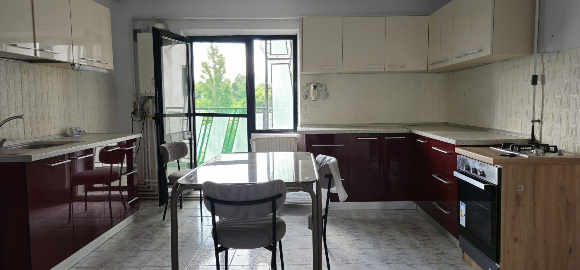 De inchiriat apartament spatios, zona Garii, et. 3, 490 euro negociabil - Poză 13