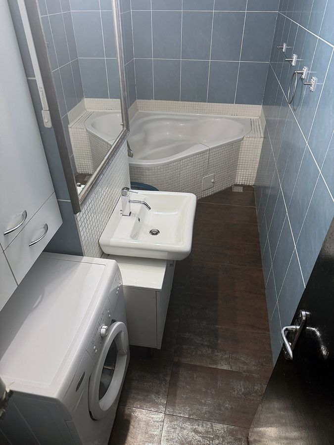 Apartament 2 Camere Decomandat – Vedere Bulevardul Unirii - Poză 7