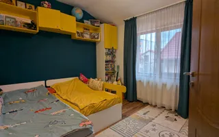 3 cam, 84mp, terasa sticla, curte 69mp, 2 parcari, boxa |Drumul Fermei - Poză 12