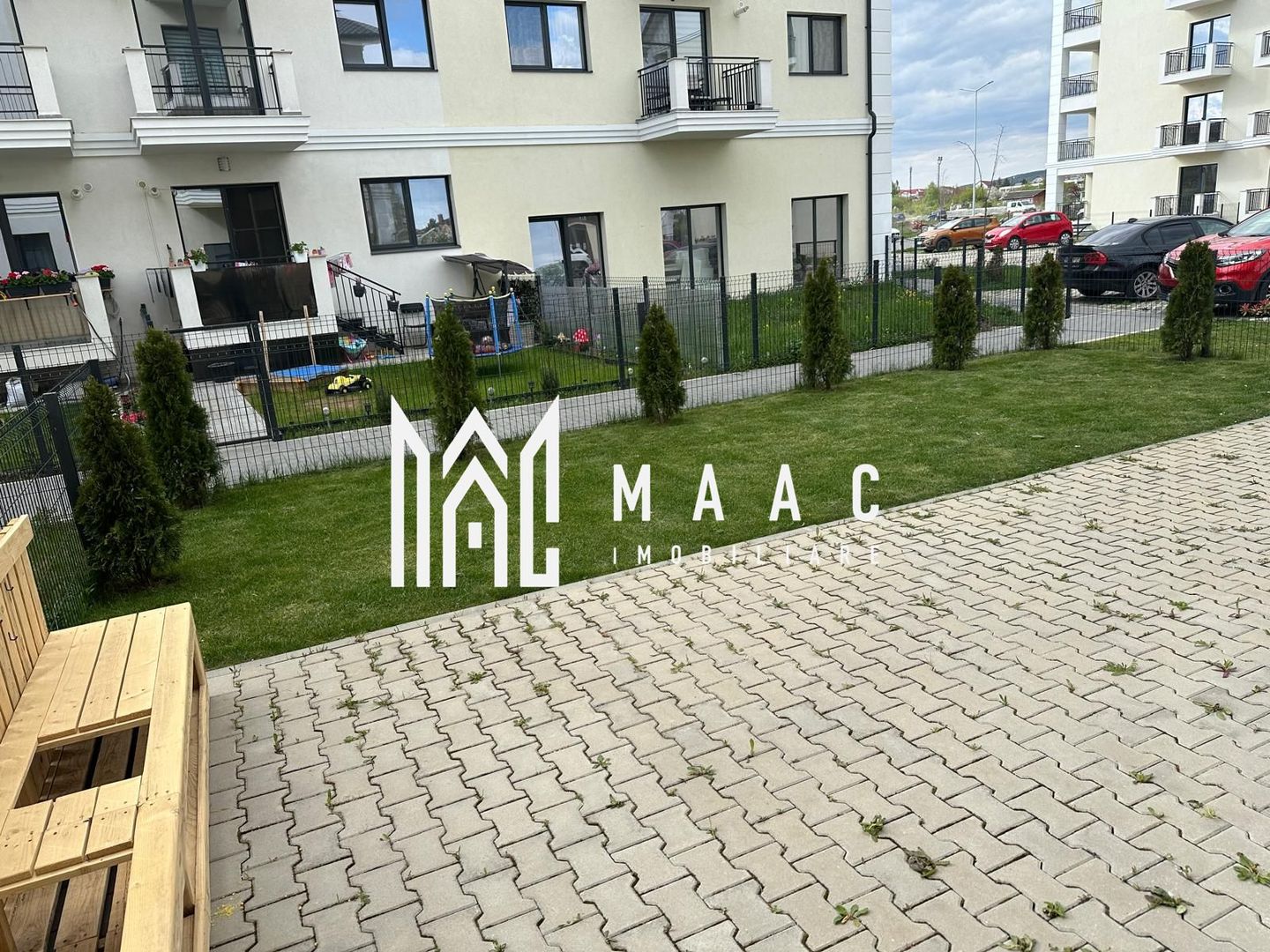 Spatiu comercial cu gradina I Selimbar - Poză 8