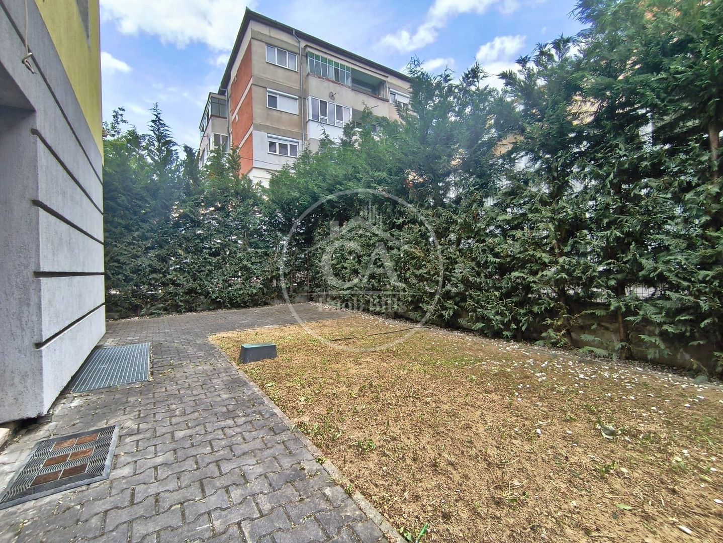 Spatiu comercial de inchiriat de tip S+P+E in zona Rogerius, Oradea - Poză 7