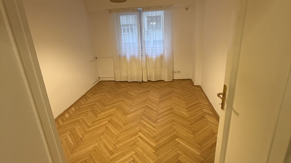 Apartament elegant I Piață Universitatii I 106 MP I 5 minute Metrou - Poză 4