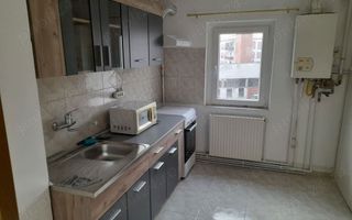 Ag BRASADAS vinde apt 2 cam etaj 3/4 in Micro 16. - Poză 1