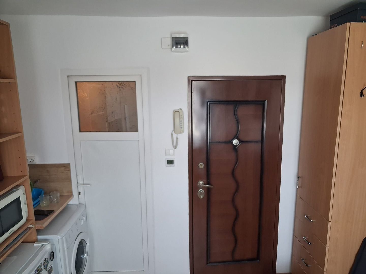Lipovei | 1 Camera | Mobilat si Utilat. - Poză 5