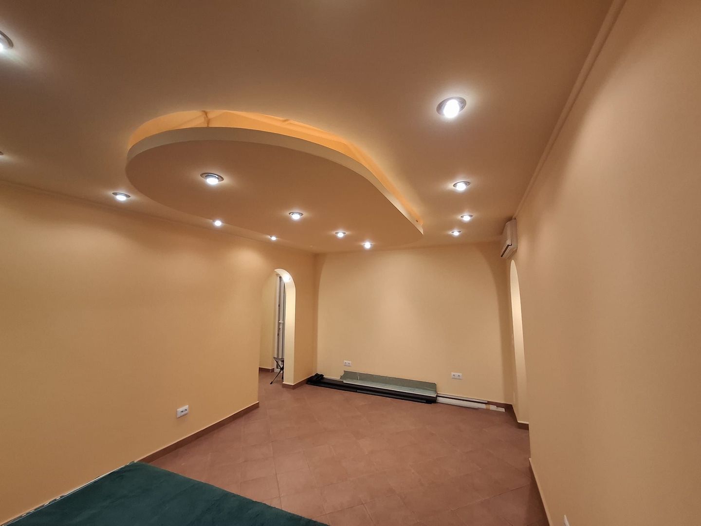 Comision 0 % 3 Camere Metrou  Renovat  Total  L341 - Poză 6