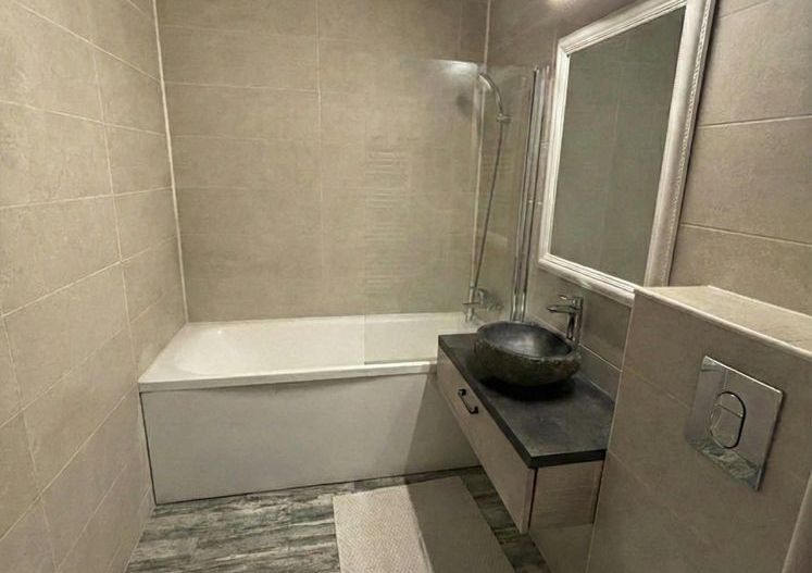 Girocului-Spitalul Judetean | 3 Camere | 2 Bai | Centrala | Mobilat si Utilat - Poză 5