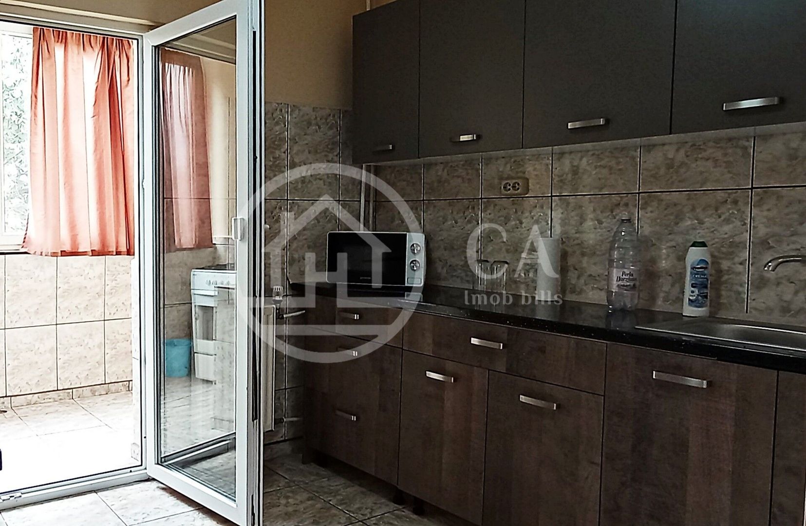 Apartament cu 3 camere de inchiriat in Rogerius, Oradea - Poză 10