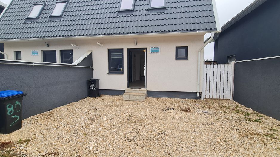 Casa mobilata si utilata in Cartier Izvor Tarlungeni Brasov - Poză 11