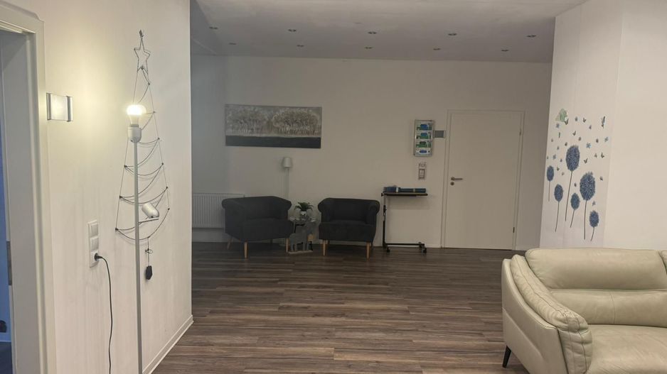 PREMIUM HEALTHCARE INVESTMENT | Guaranteed 6.77% Yield | Germany - Poză 14