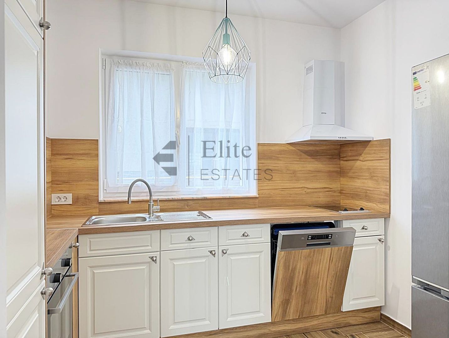 Casa cu 5 camere in Cartierul Tineretului | Prima inchirere - Poză 5