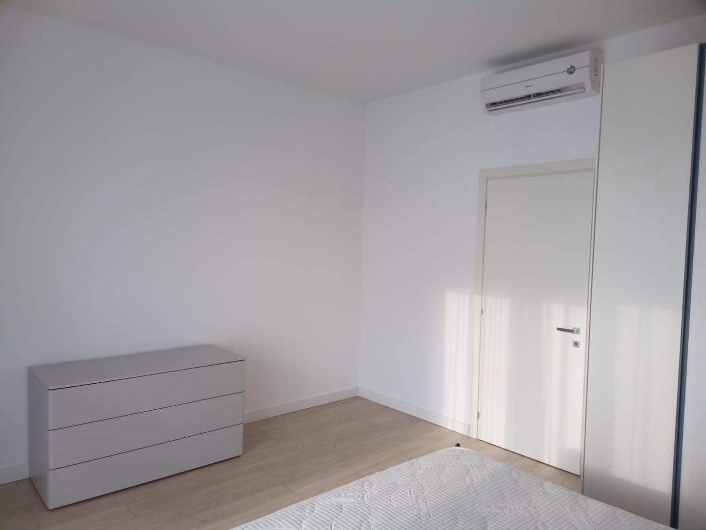 PENTHOUSE Iancu Nicolae | 191 mp utili | Terasă 75 mp | 4 camere - Poză 14