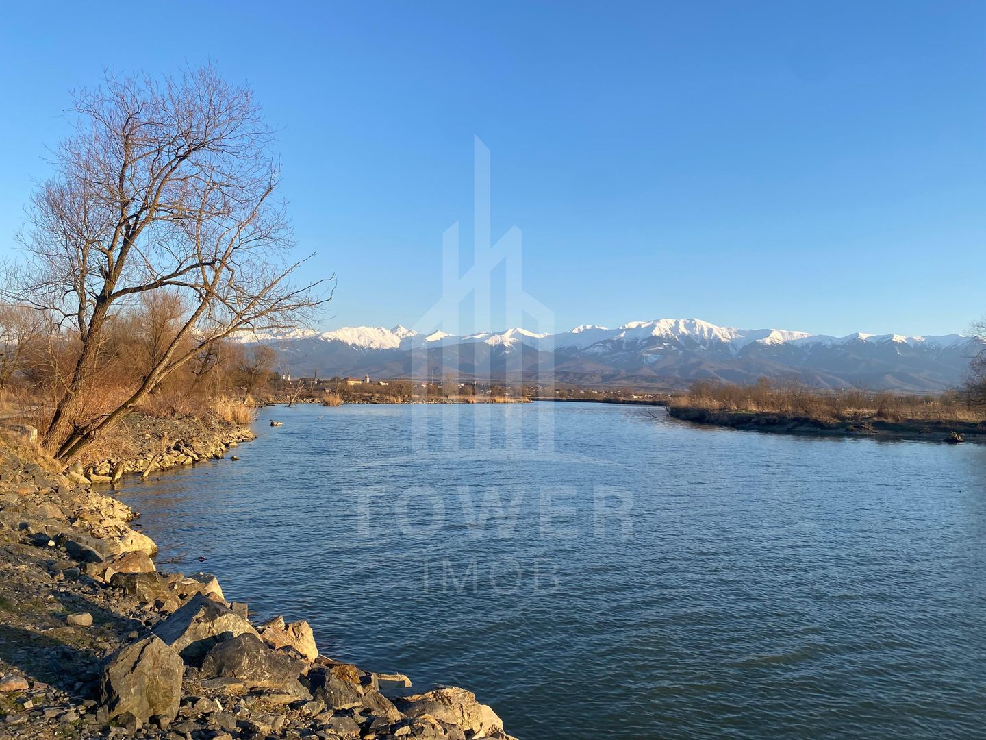 Teren de 7.500 mp de vânzare în Bradu, Avrig-COMISION 0% – lângă râul Olt. - Poză 1