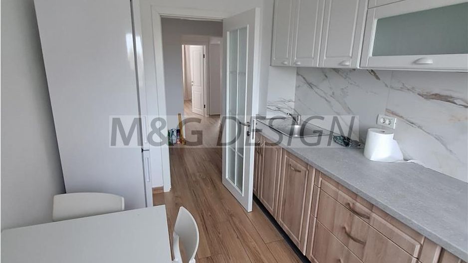 Etaj 1 4 camere  Complexul Studentesc-aproape de Sala Olimpia - Poză 4