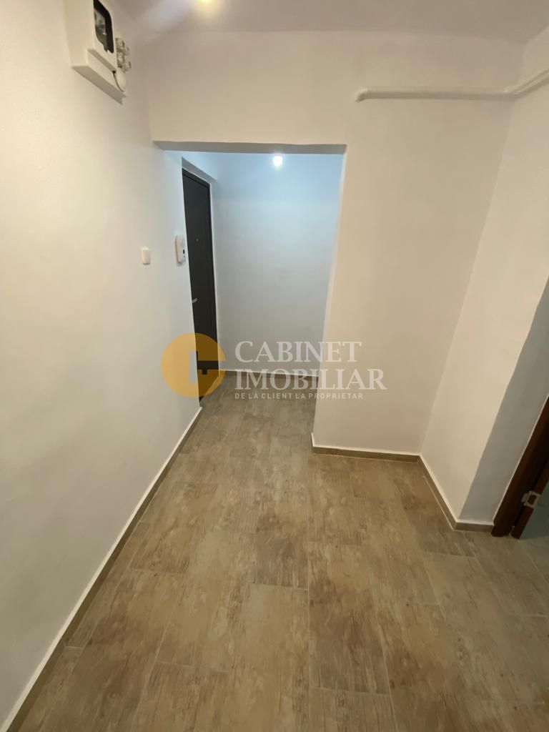 Etaj 2, zona Alexandru cel Bun 2 camere-liber mutare imediata - Poză 6