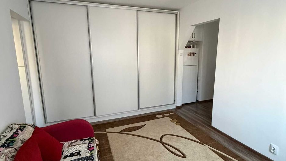 Apartament RENOVAT 3 camere 45 mp,  Aleea Ciucas, Manastur - Poză 3