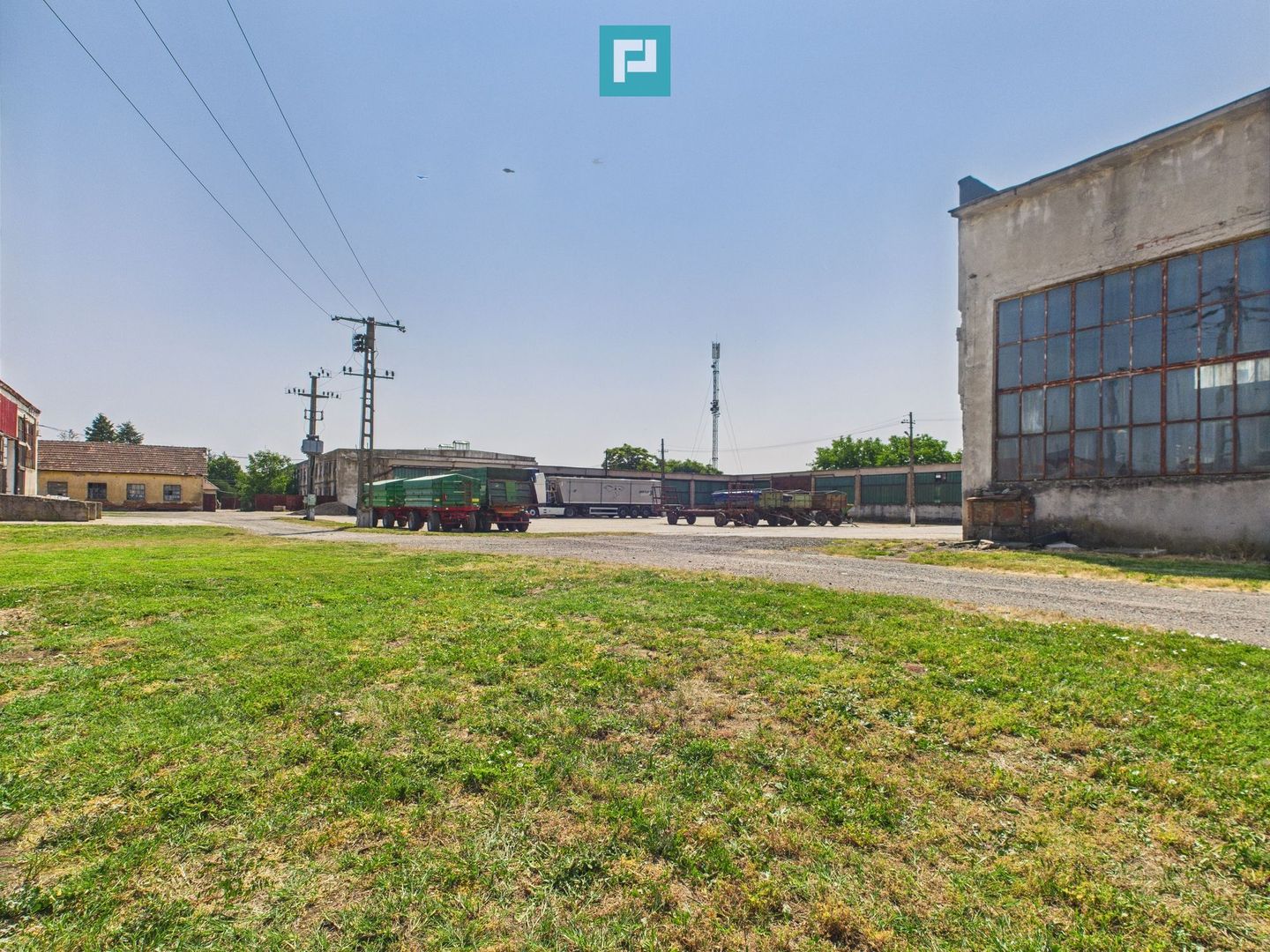 Complex industrial cu hale și teren  în Orțișoara - Poză 44