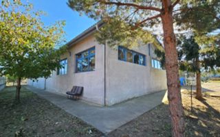 Hala industriala de inchiriat in Talmaciu- 175 utili- pret atractiv - Poză 3