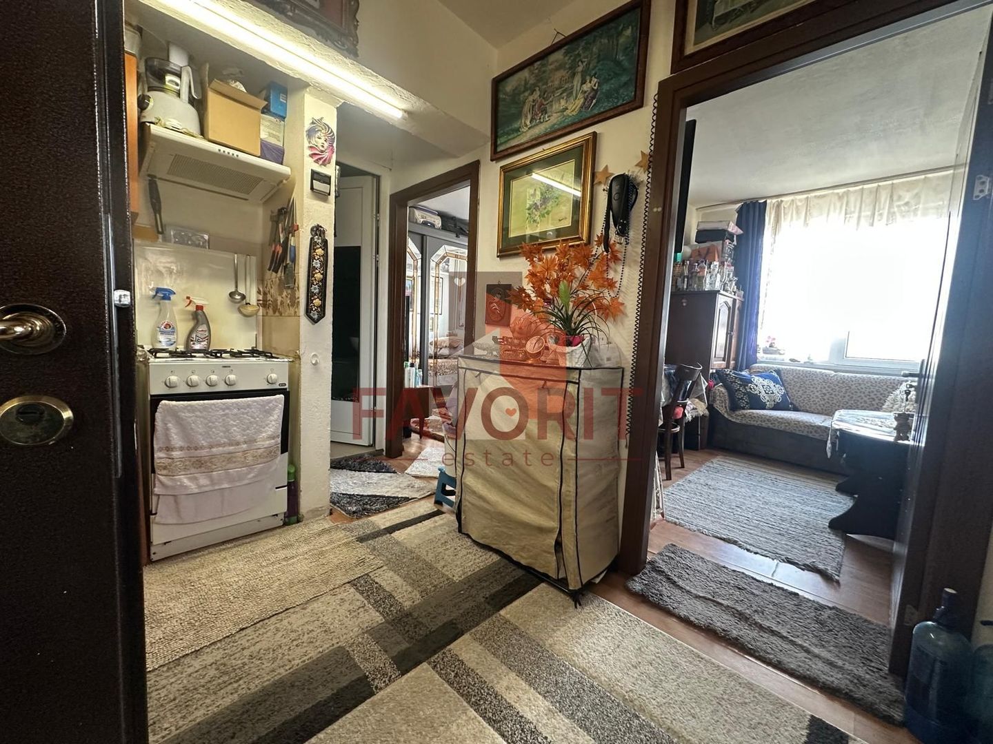 2 camere | etaj intermediar | boxa | zona excelenta | - Poză 1