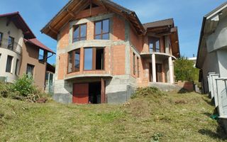 Vilă la roșu, 3 niveluri, zonă rezidențială – Pensiunea Morariu - Poză 1