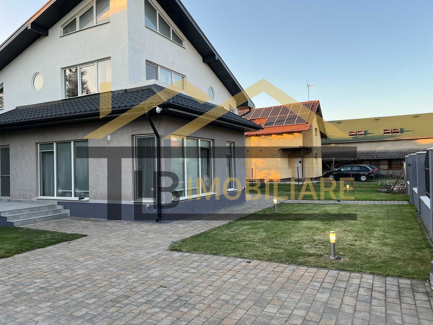 Casa individuala, 175mp, 4 camere, zona strazii Nordului - Poză 2