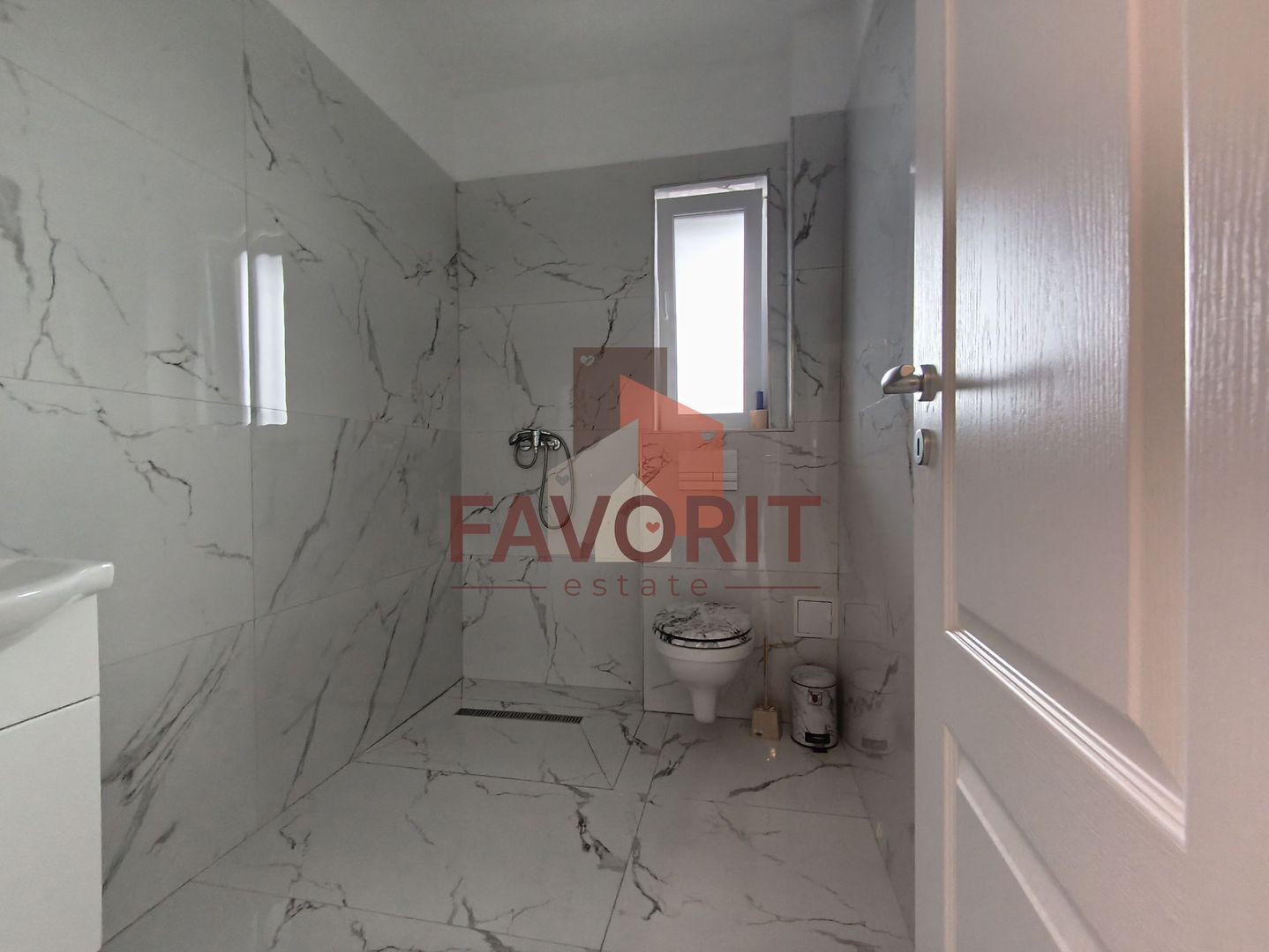 2 camere | parter | centrala proprie | 2 locuri de parcare | balcon | - Poză 12