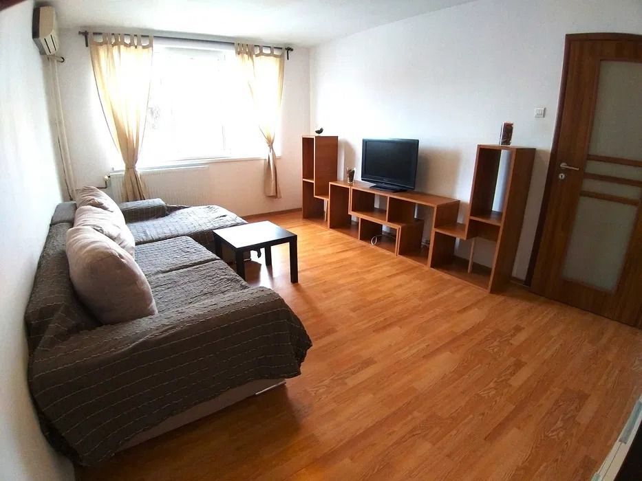 AP. 2 CAMERE TITAN, BLOC REABILITAT, METROU 10 MIN, BUCATARIE INCHISA - Poză 1