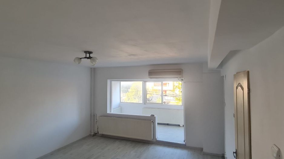 De inchiriat apartament cu 3 camere , Tineretului sector4 - Poză 3