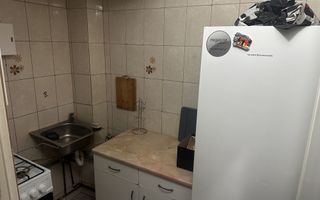 Garsonieră de închiriat, etaj 1, lângă Gara Nicolina, Iași - Poză 3