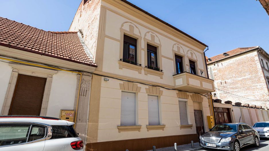 REZERVAT! Apartament 3 camere - Central - mobilat&utilat - COMISION 0 - Poză 8