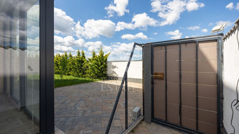 Sanpetru ,Subcetate-Casa 4 camere,3 bai+480 mp teren - Poză 16