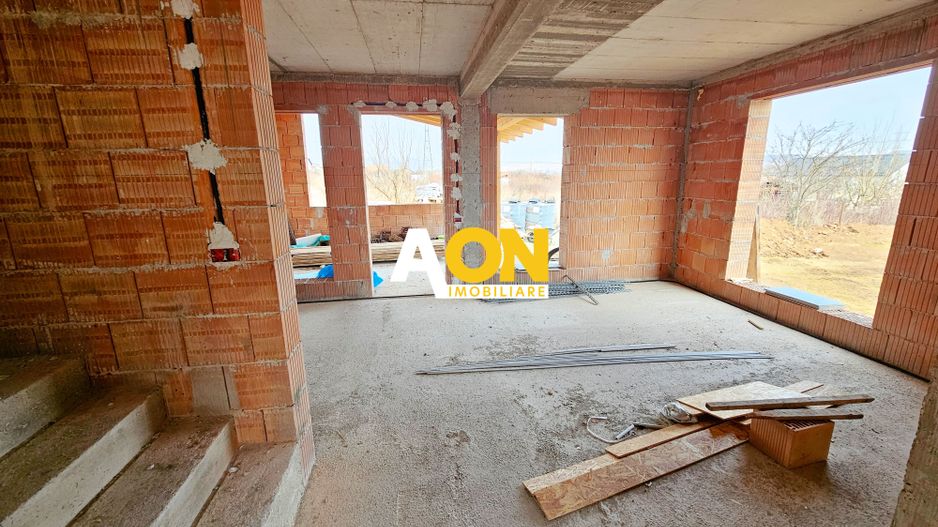 Casa la rosu, 4 camere, 3 bai, 339 mp teren, zona Valea Popii - Poză 8