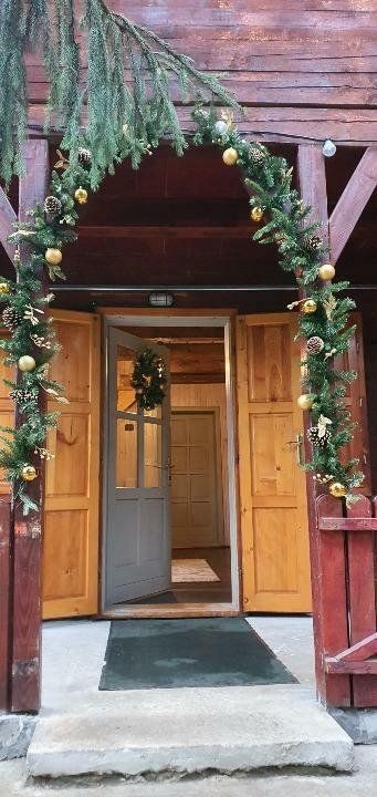 Cabană de vânzare-complet utilată, ideală pentru regim hotelier. - Poză 2