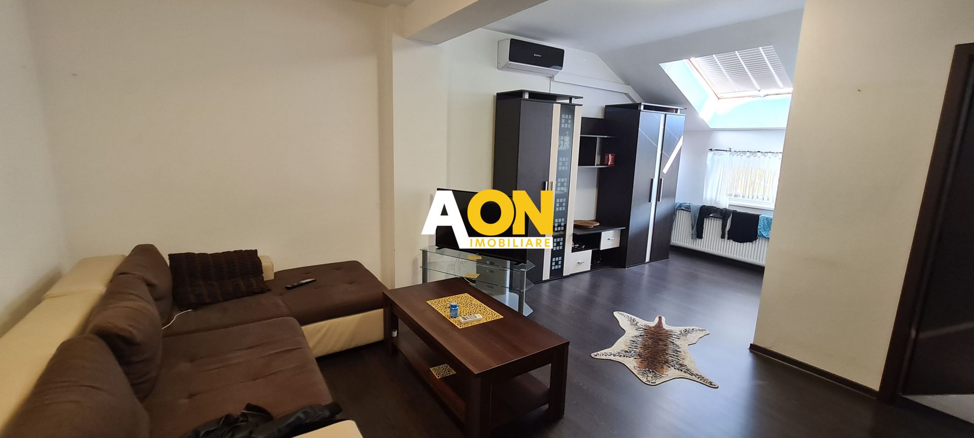 Apartament 2 camere,  mobilat, utilat,  2 locuri de parcare - Poză 2