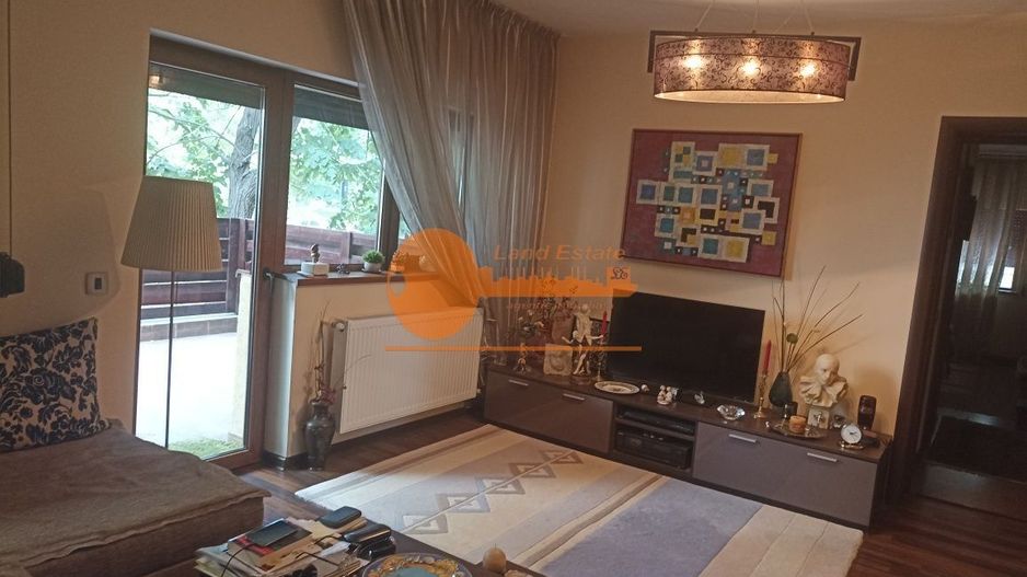 3 camere Crangasi-2011-Loc parcare-TErasa - Poză 2