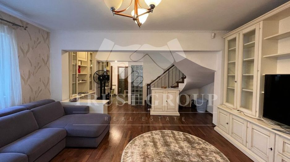 Casa 5 camere | Herastrau  | Curte proprie | 2 Locuri de parcare - Poză 1