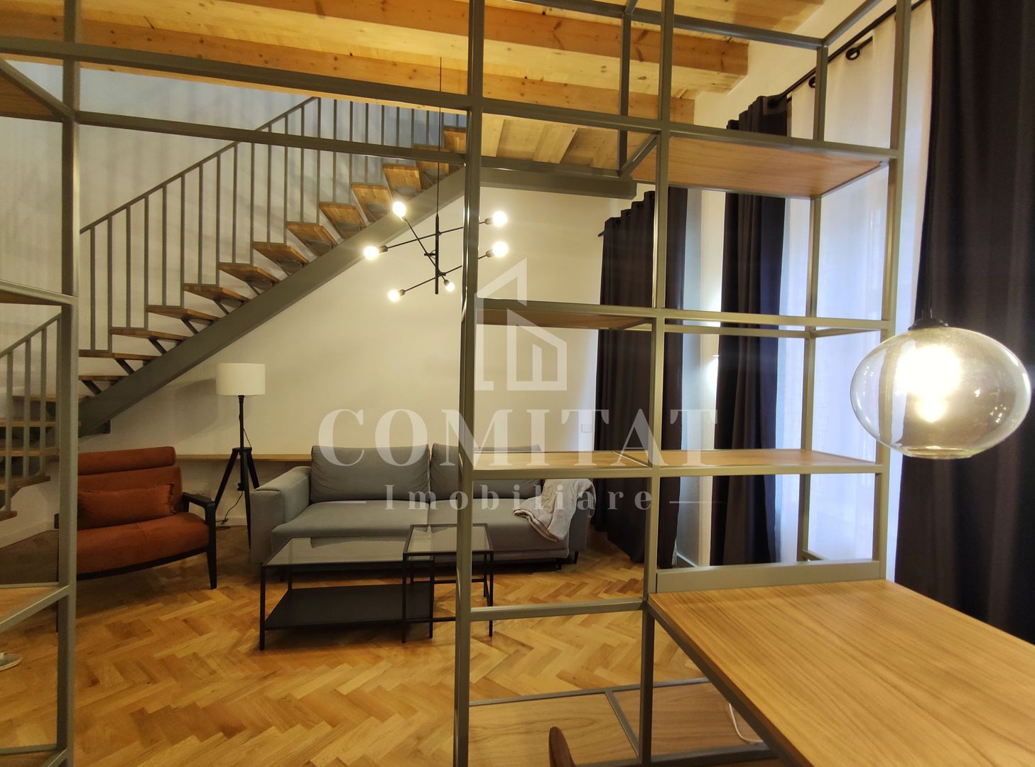 Apartament ultrafinisat în zona ultracentrală | Scară interioară - Poză 5