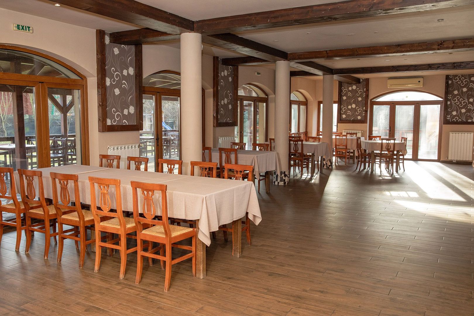 Pensiune, teren 4.460 mp, Hidișelul de Jos, Bihor. 685.000 Euro (neg). - Poză 13