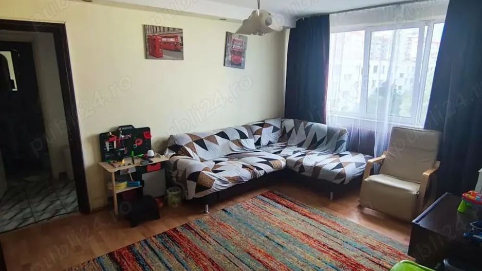 De vanzare apartament 3 camere, centrala, Rahova/Sos Alexandriei - Poză 1