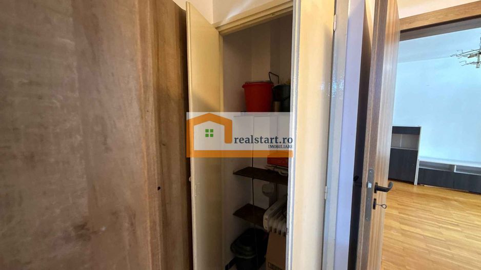 Parter Inalt, langa Mall Park Lake, Metrou Dristor, Piata, Centrala termica, - Poză 19