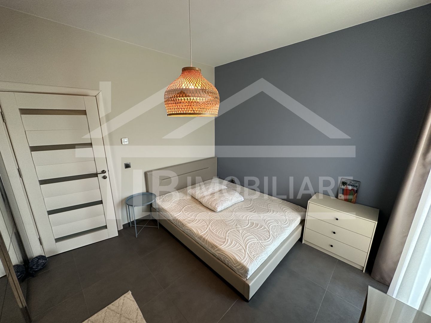 Apartament cu 2 camere, 52mp , terasa 25mp , Zona Centrala - Poză 8