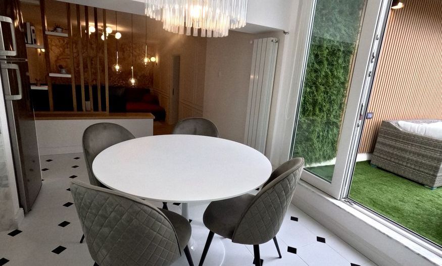 Apartament 3 camere premium, Palatul Parlamentului, cu terasa si panouri solare - Poză 2