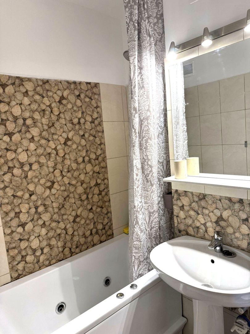 🏡 Închiriez Apartament cu 2 camere , loc de parcare, 250 m metrou Titan - Poză 7